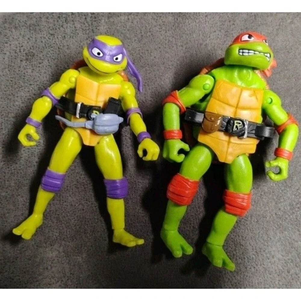 2 Teenage Mutant Ninja Turtles Action Figures 2023 Playmates Raphael Donatello